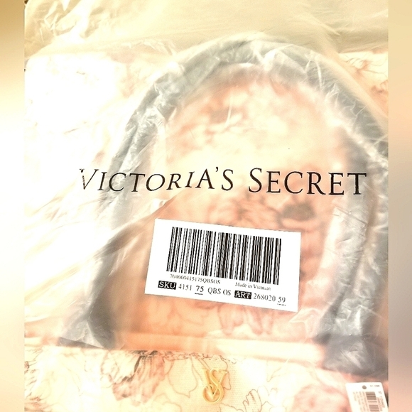 Victoria's Secret Tote Bag - Picture 4 of 4